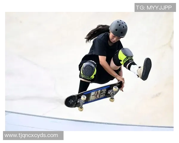 滑板逆袭：杭州滑板队的奋斗与成长之路全记录