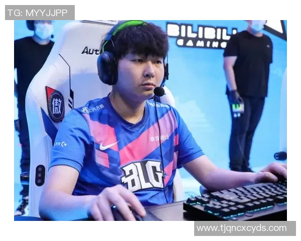 DOTA2战局分析：深入探讨BLG战队的进攻策略与战术布局